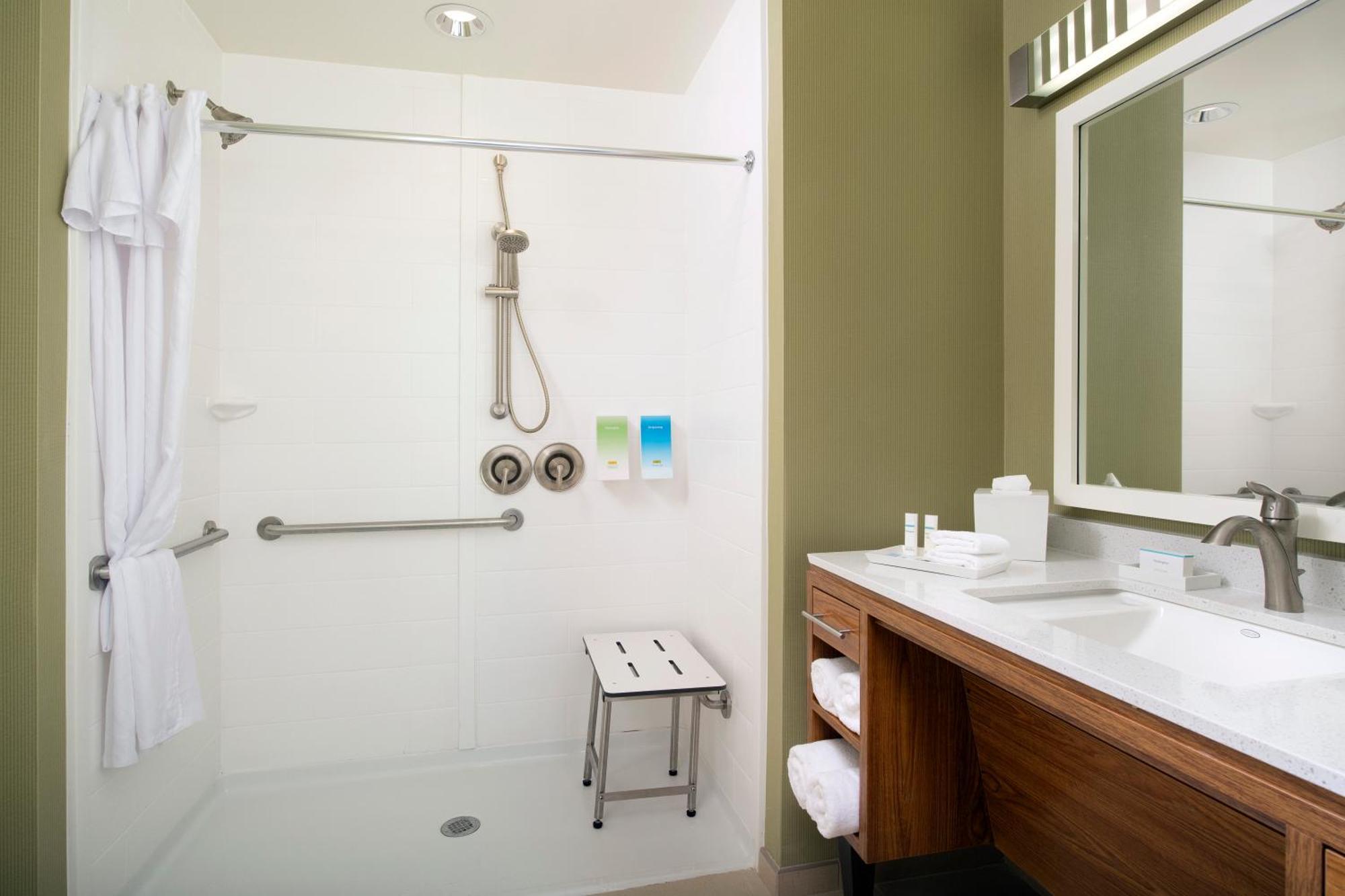 Home2 Suites By Hilton Denver International Airport Екстериор снимка