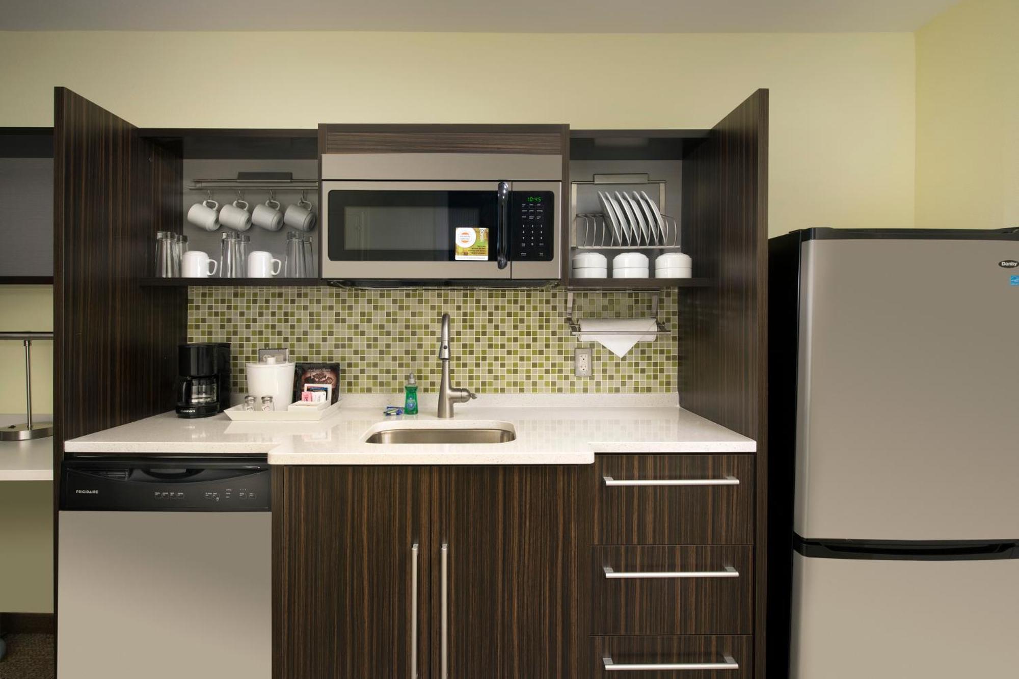 Home2 Suites By Hilton Denver International Airport Екстериор снимка