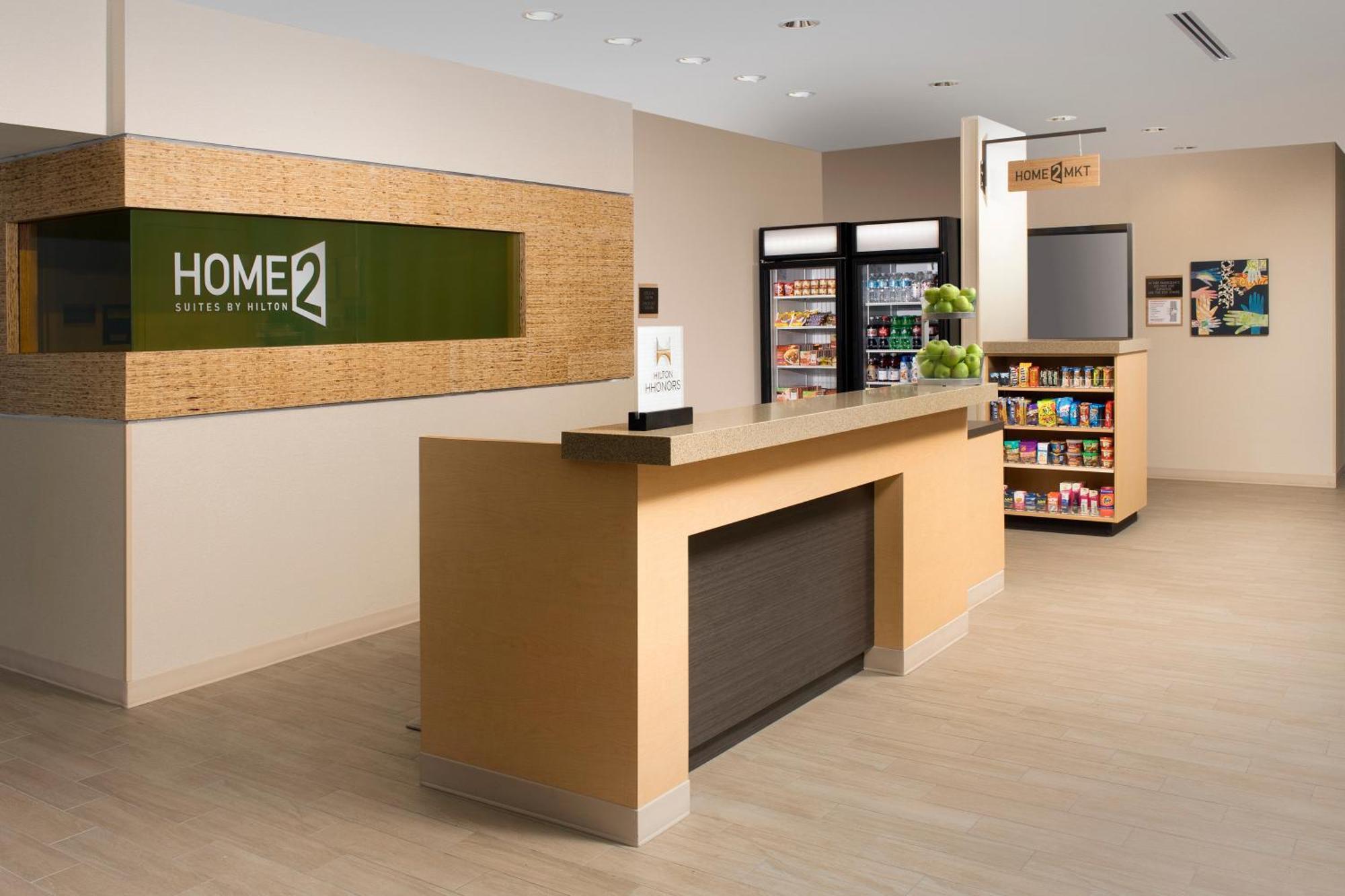Home2 Suites By Hilton Denver International Airport Екстериор снимка